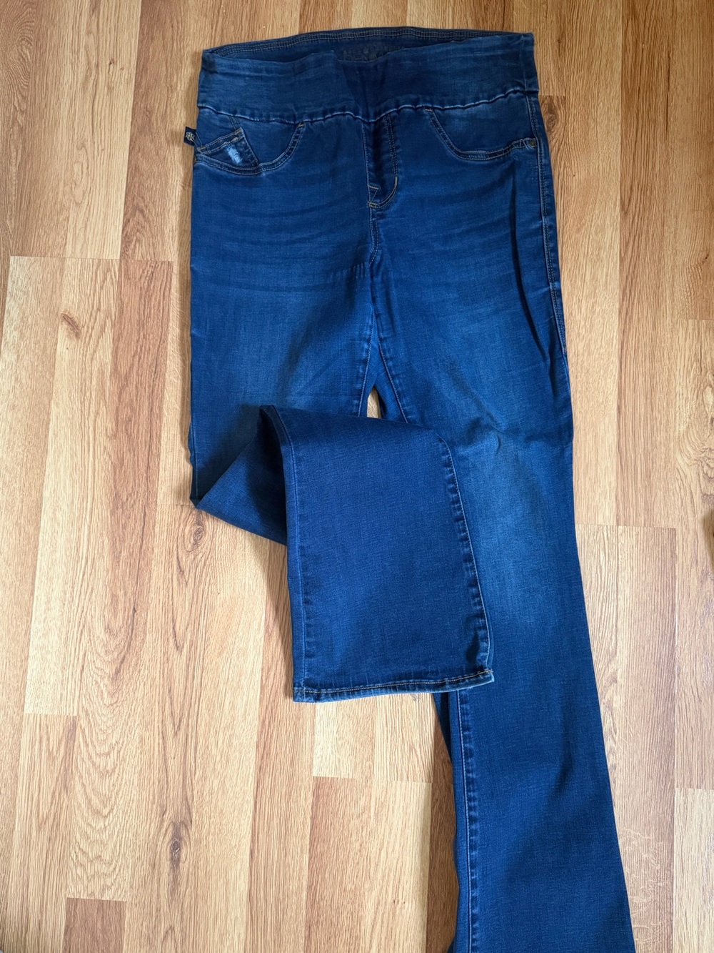 Rock & Republic Deep Indigo Wide-Leg Jeans